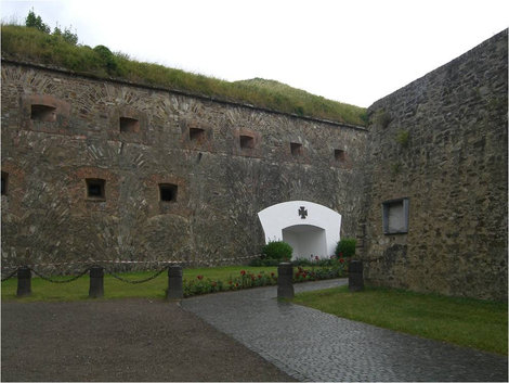 В крепости Эренбрайтштайн Кобленц, Германия