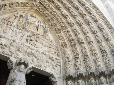 Собор Парижской Богоматери. Фрагмент фасада Париж, Франция