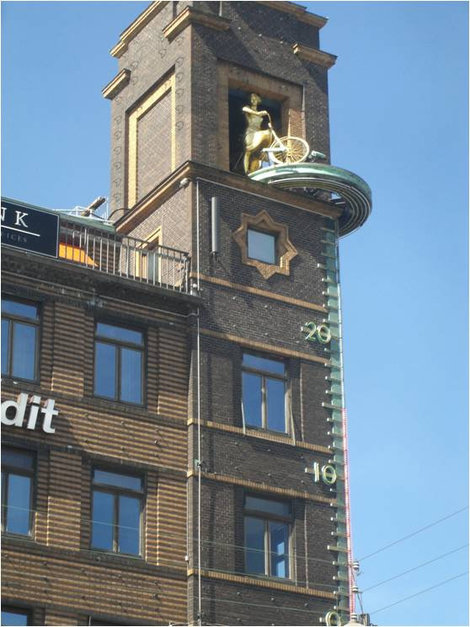 Здание с термометром Копенгаген, Дания