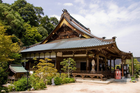 Каннон-до в храме Дайсёин Хацукайти, Япония