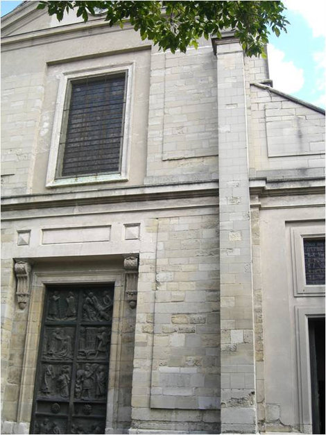 Церковь Св. Петра Париж, Франция
