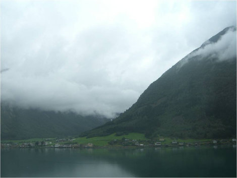 Облака низко-низко Норвегия