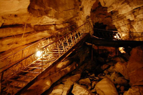 Зал пещеры Сочи, Россия