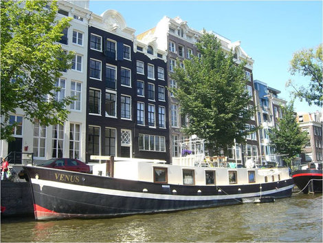 Дом на воде Амстердам, Нидерланды