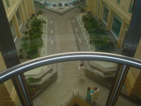 Вид из прозрачного лифта Хаммамет, Тунис