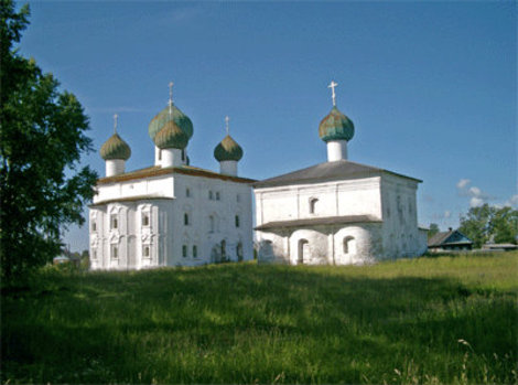 Благовещенская и Николльская церкви. Каргополь, Россия